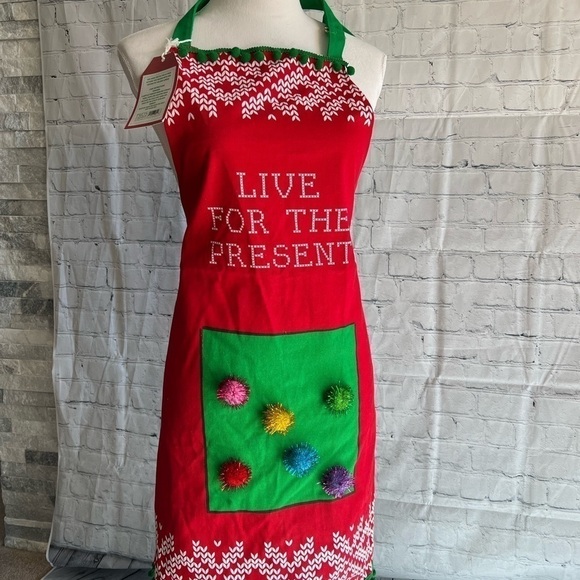 Two’s company pretty ugly Christmas apron NWT - Picture 3 of 15